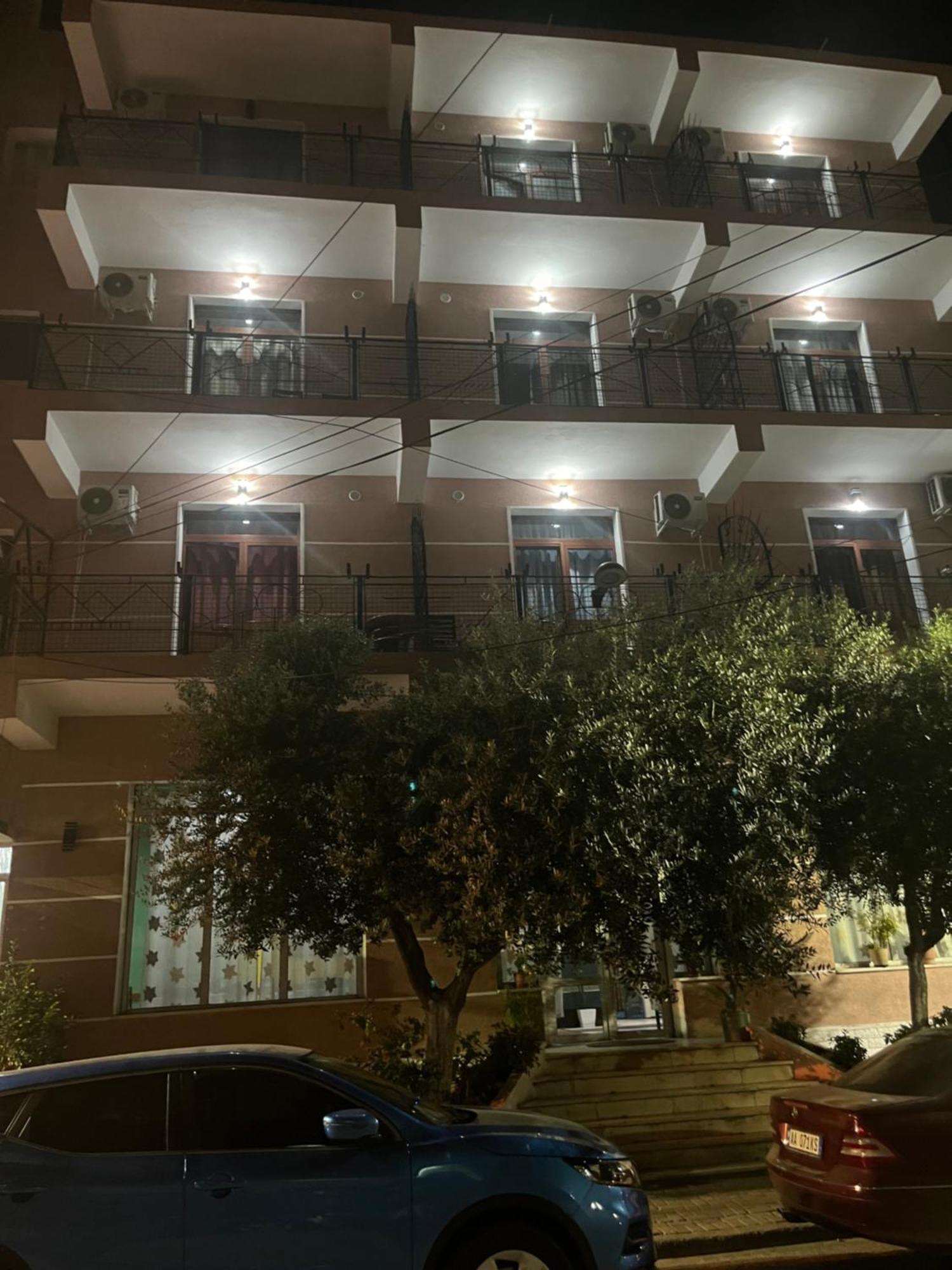 Hotel Luli City Center Durrës Extérieur photo